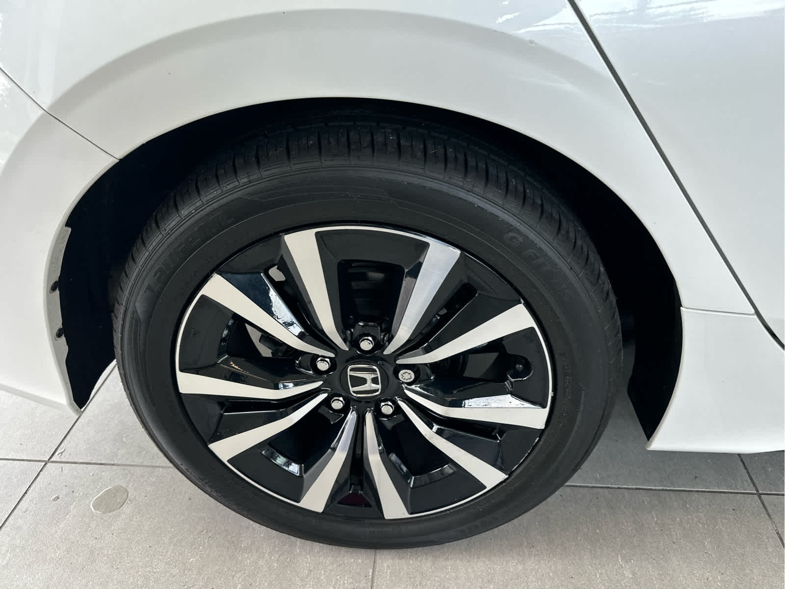2022 Honda Civic Hatchback EX-L CVT