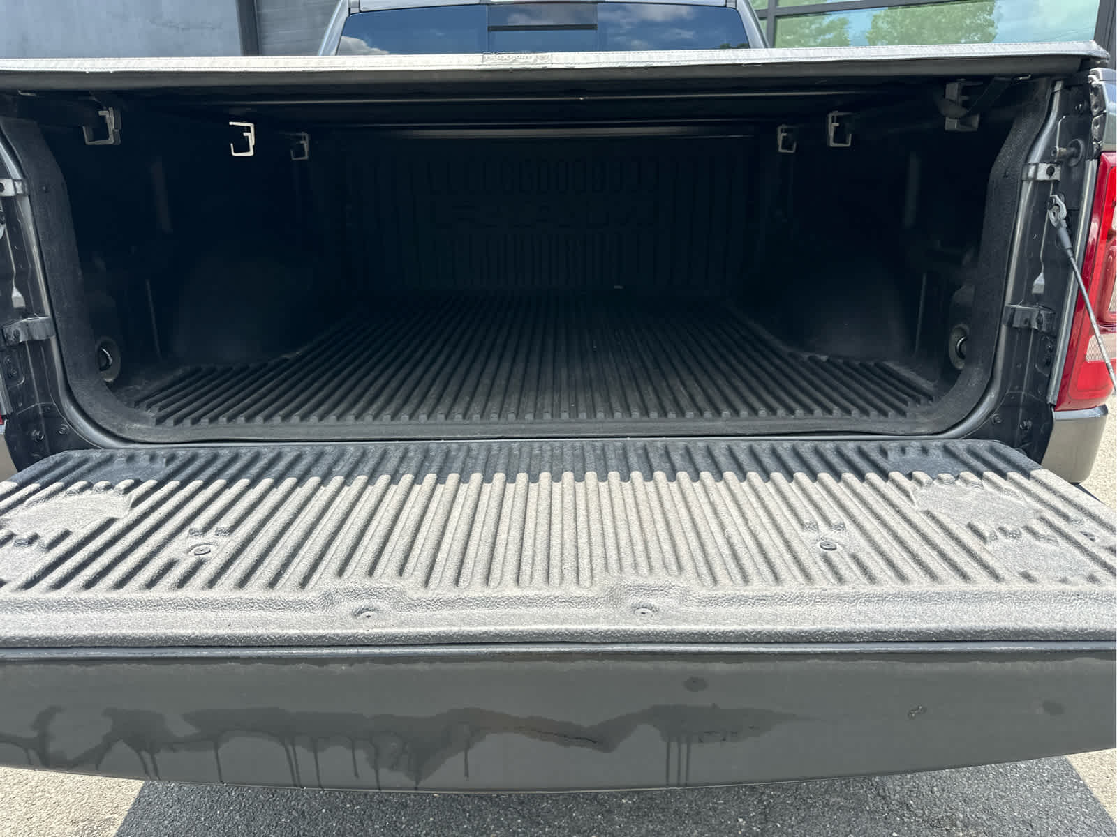 2022 RAM 1500 Laramie 4x4 Crew Cab 57 Box
