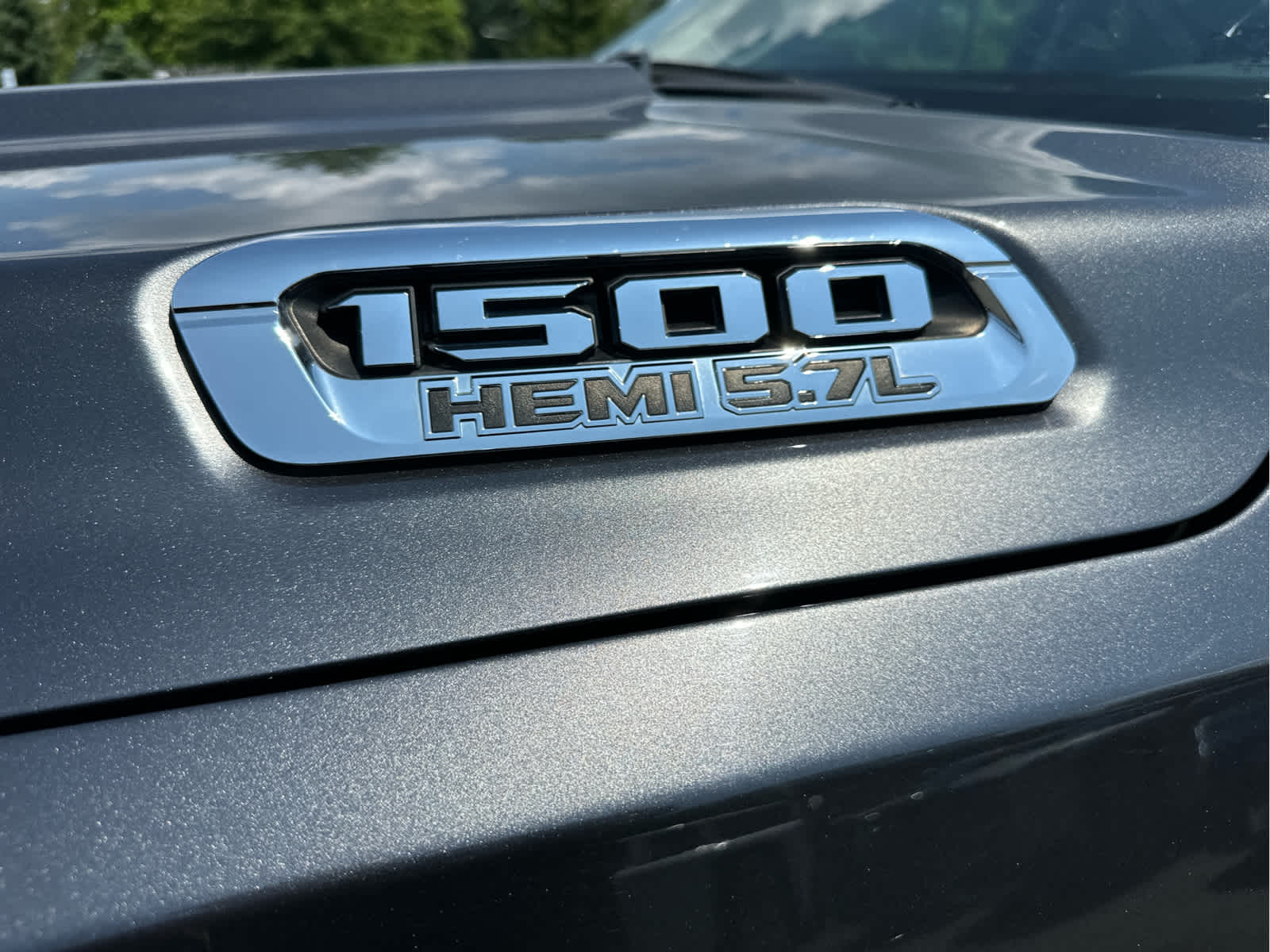 2022 RAM 1500 Laramie 4x4 Crew Cab 57 Box