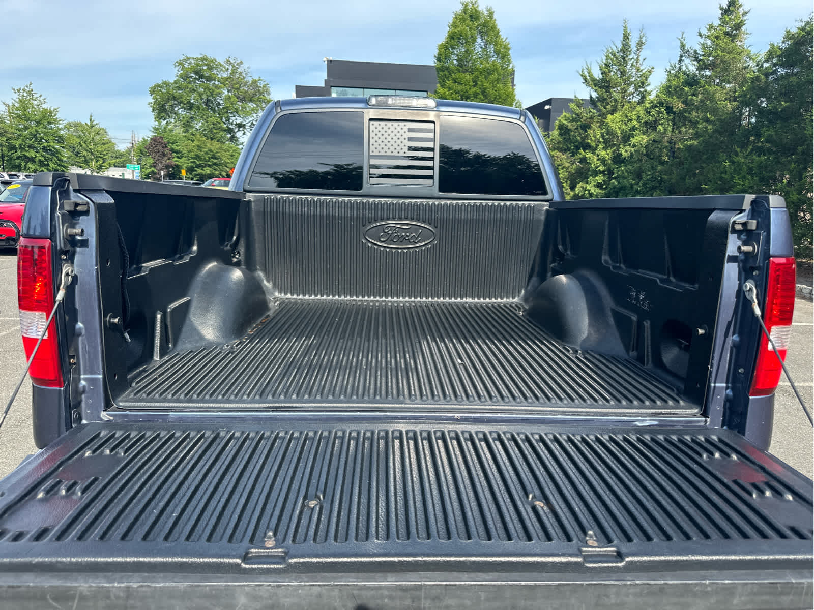 2005 Ford F-150 SuperCrew 139 XLT 4WD