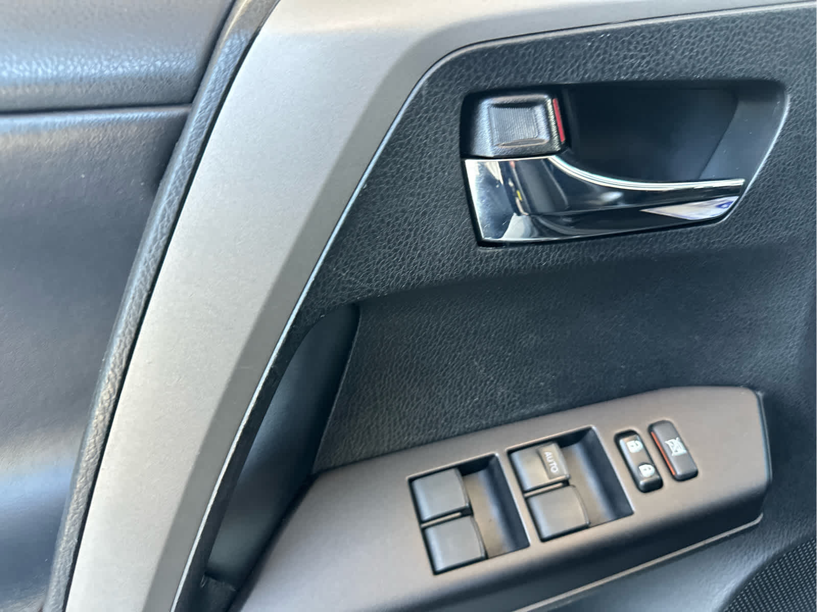 2018 Toyota RAV4 XLE AWD