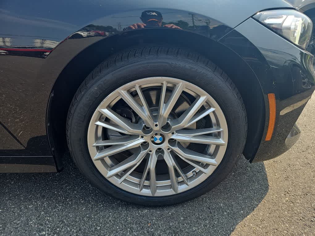 2023 BMW 3 Series 330i xDrive Sedan