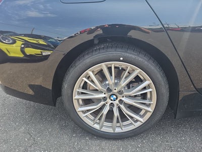 2023 BMW 3 Series 330i xDrive Sedan