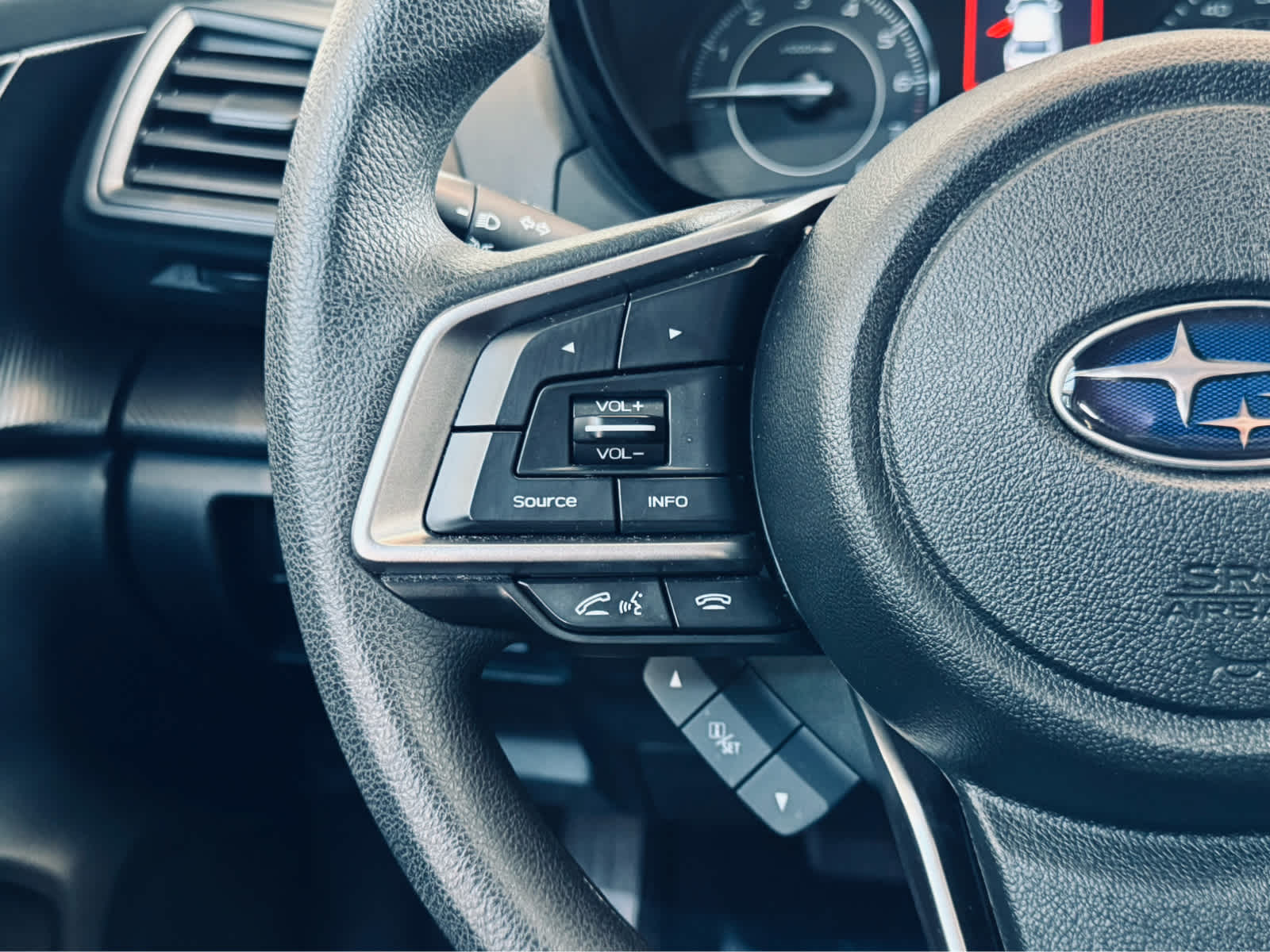 2023 Subaru Impreza 5-door CVT