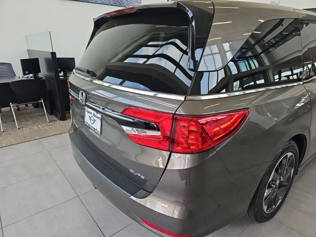 2022 Honda Odyssey Elite Auto