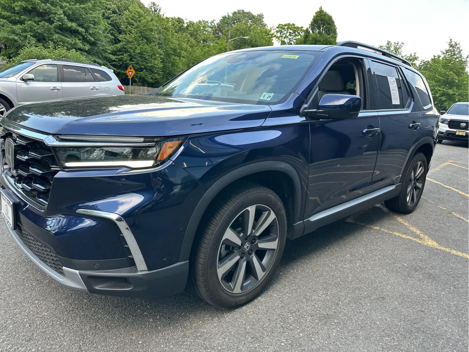 2025 Honda Pilot Touring AWD