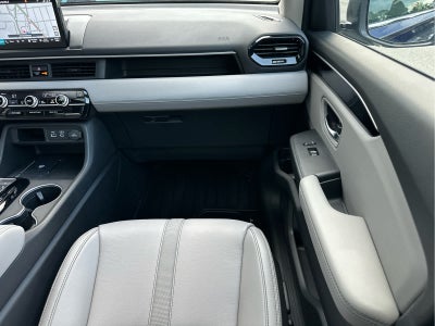 2025 Honda Pilot Touring AWD