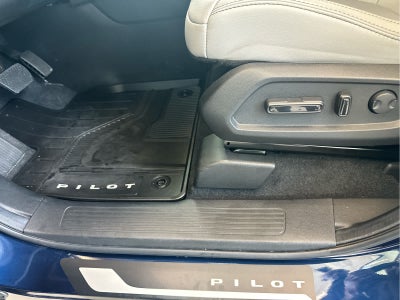 2025 Honda Pilot Touring AWD