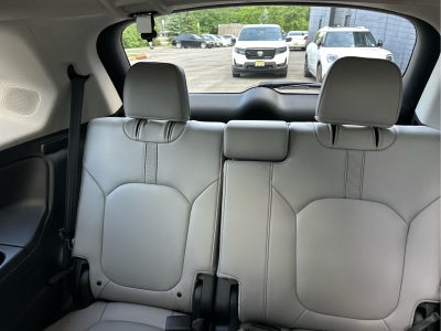 2025 Honda Pilot Touring AWD