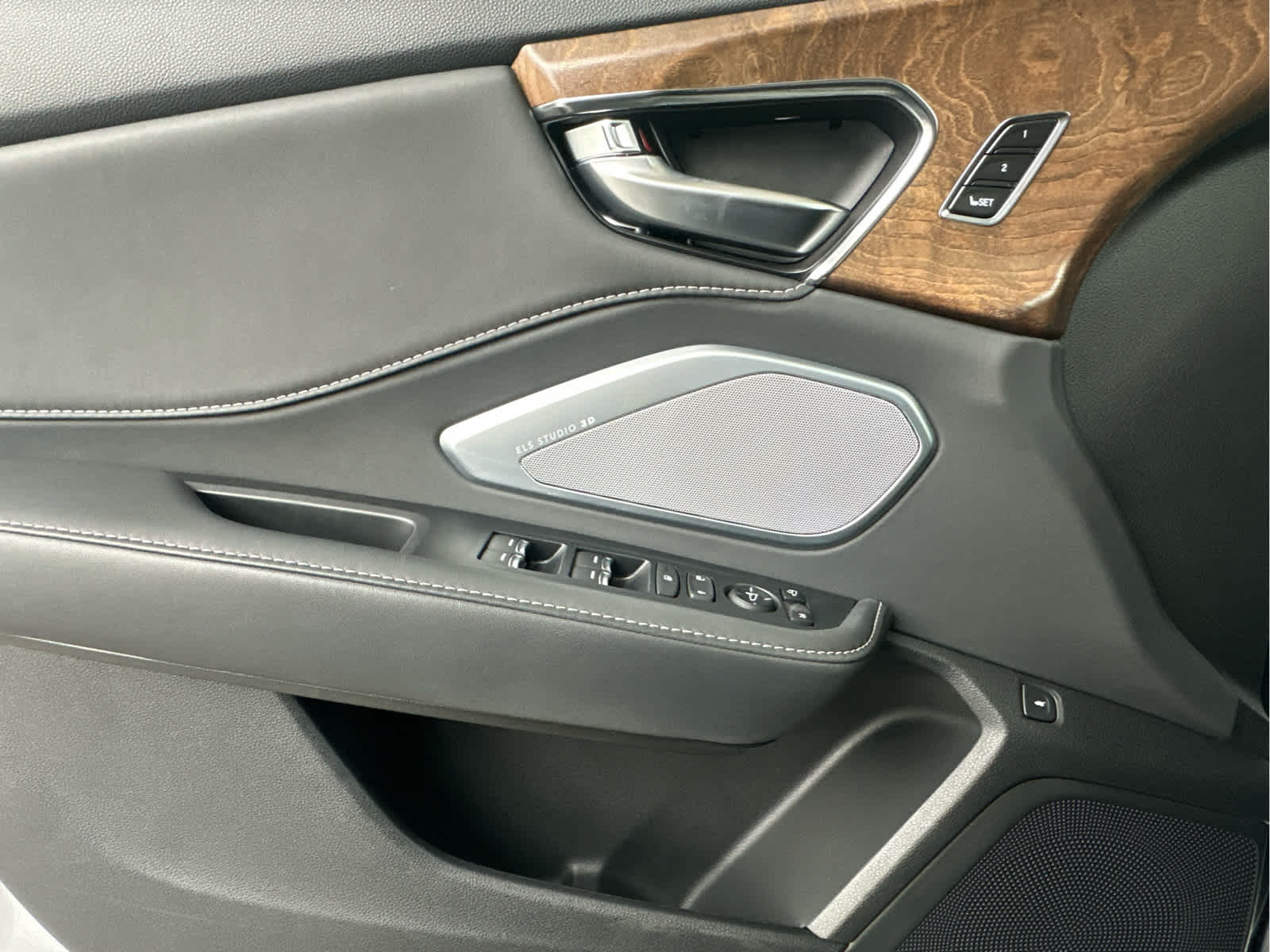 2024 Acura RDX SH-AWD w/Advance Package