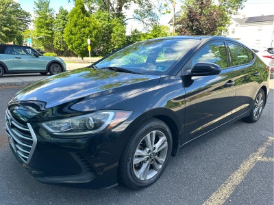 2017 Hyundai Elantra 4dr Sdn Auto SE PZEV