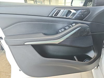 2024 BMW X7 xDrive40i Sports Activity Vehicle