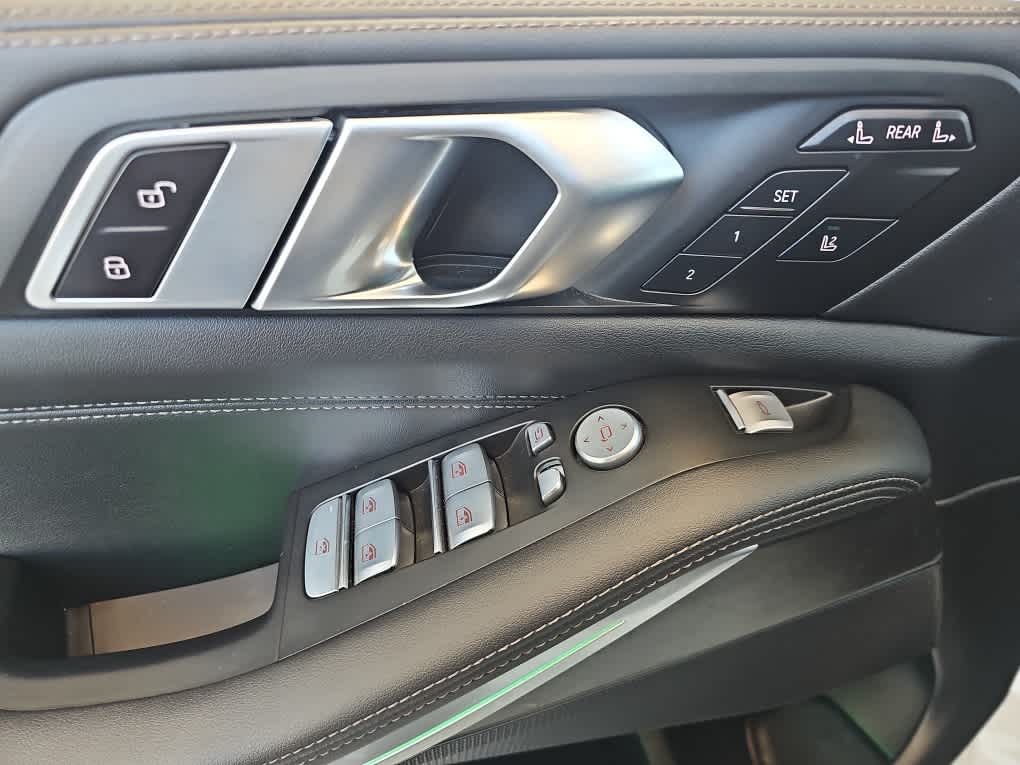 2024 BMW X7 xDrive40i Sports Activity Vehicle