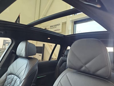 2024 BMW X7 xDrive40i Sports Activity Vehicle