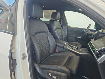 2024 BMW X7 xDrive40i Sports Activity Vehicle