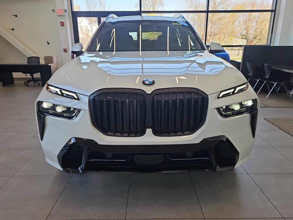 2024 BMW X7 xDrive40i Sports Activity Vehicle