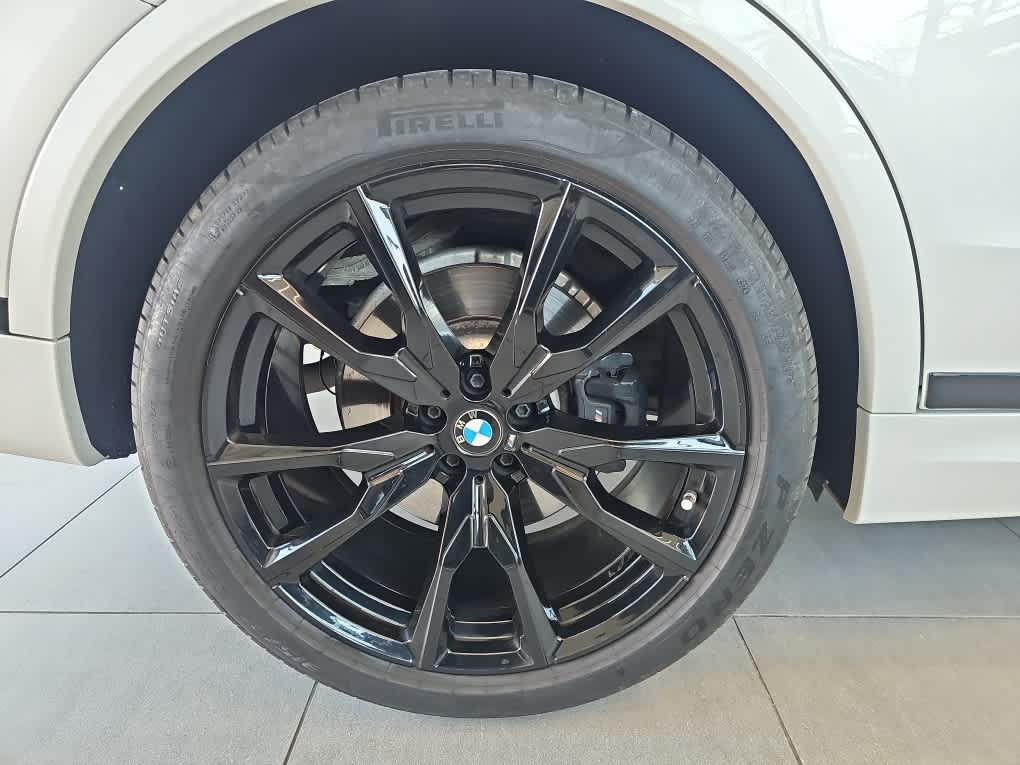 2024 BMW X7 xDrive40i Sports Activity Vehicle