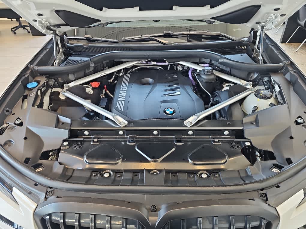 2024 BMW X7 xDrive40i Sports Activity Vehicle