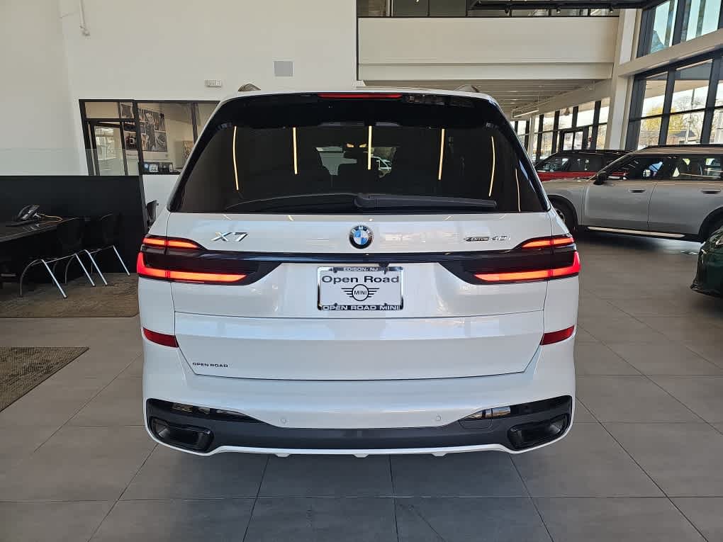 2024 BMW X7 xDrive40i Sports Activity Vehicle