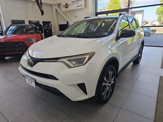 2017 Toyota RAV4 LE AWD