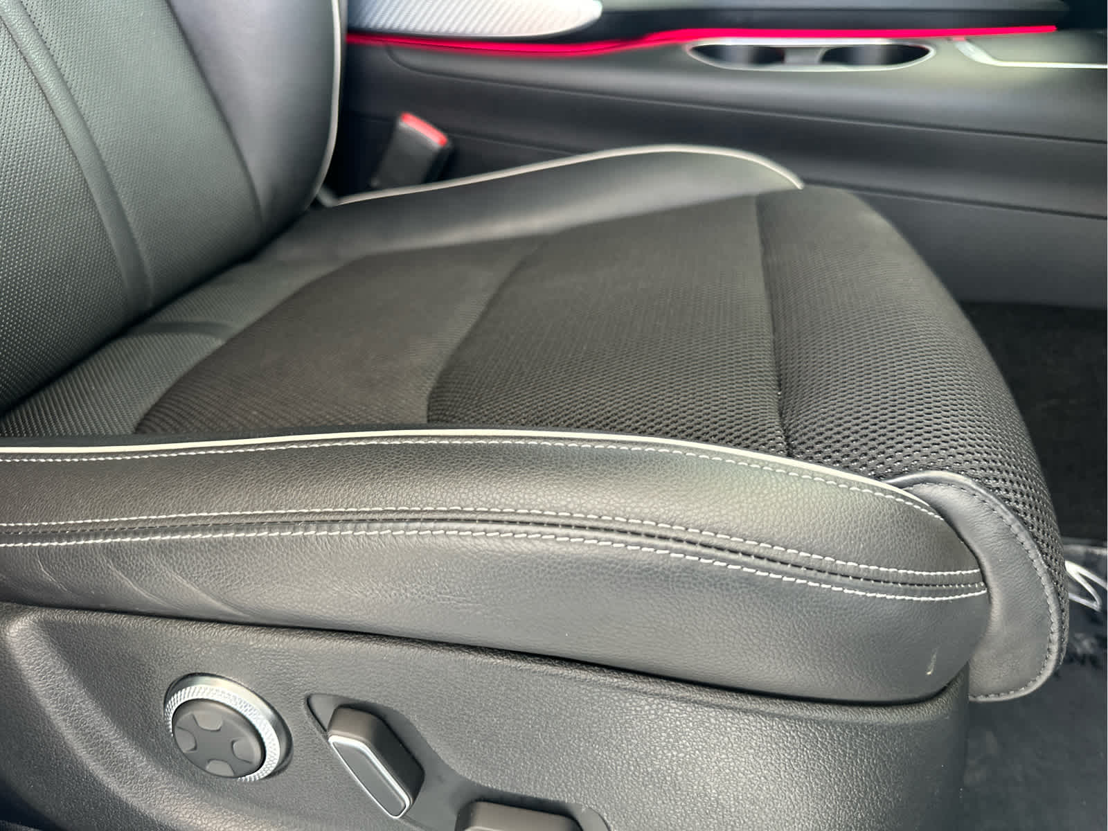 2023 Genesis GV70 2.5T AWD