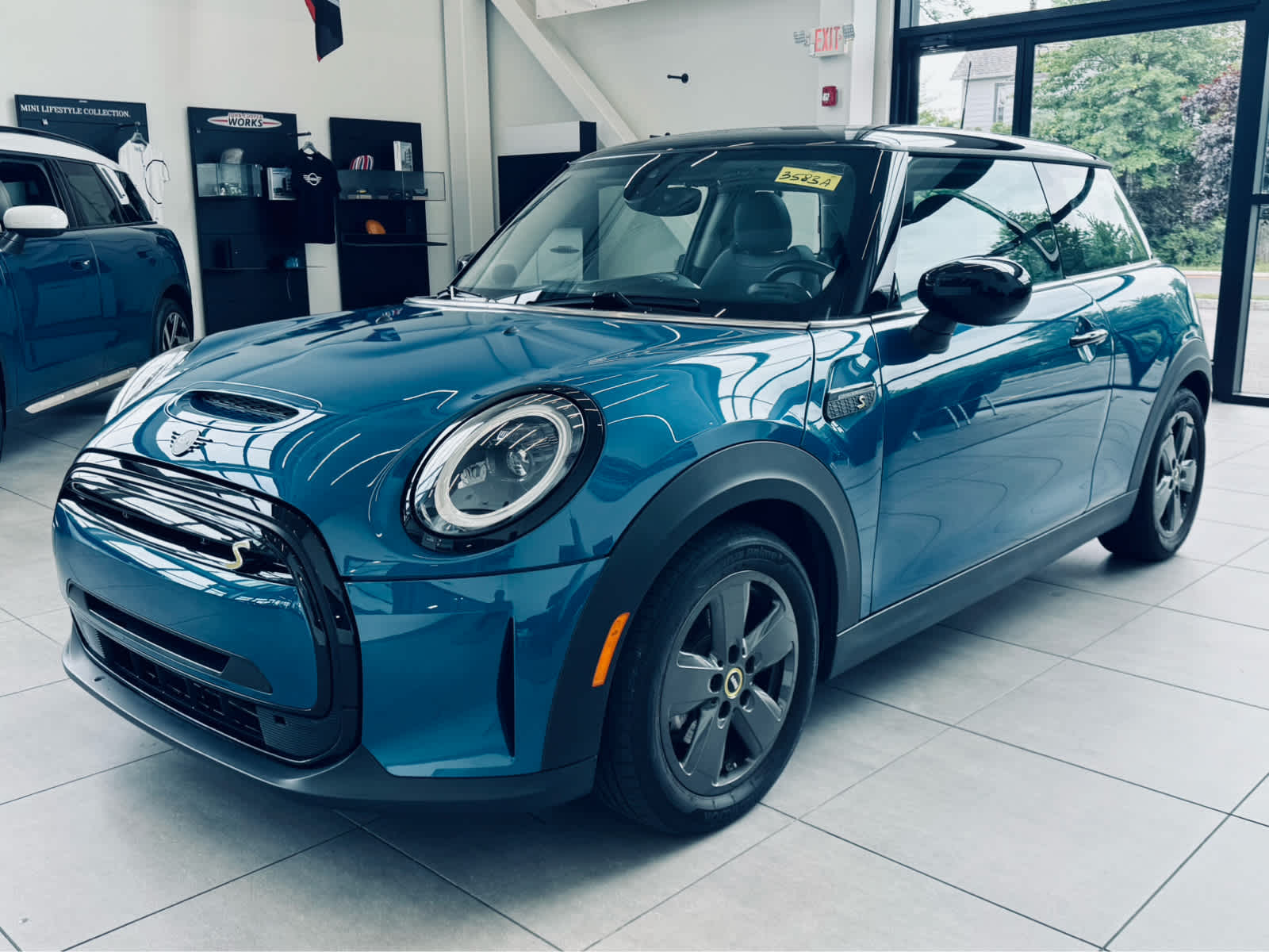2024 MINI Hardtop 2 Door Cooper SE FWD