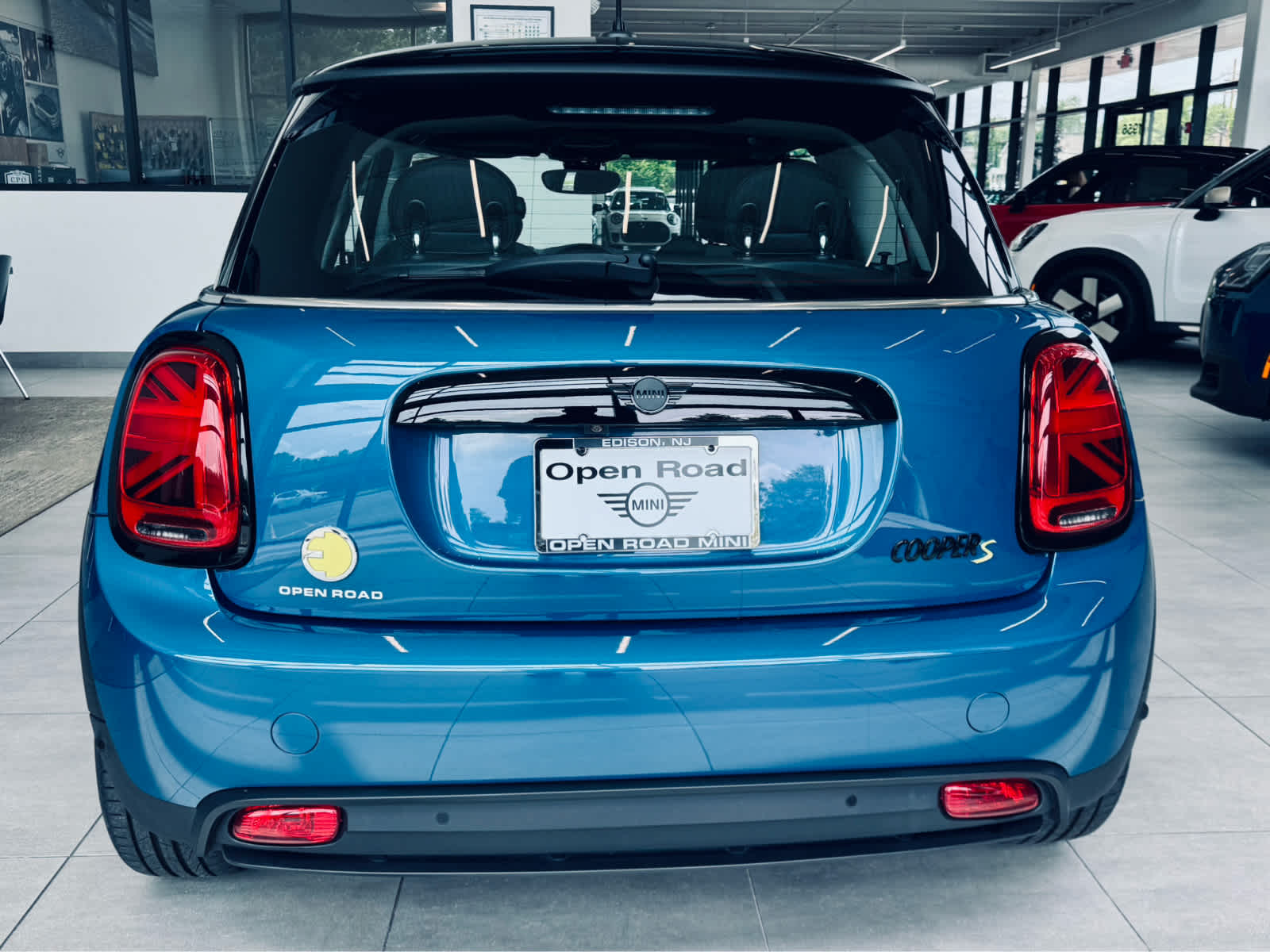 2024 MINI Hardtop 2 Door Cooper SE FWD