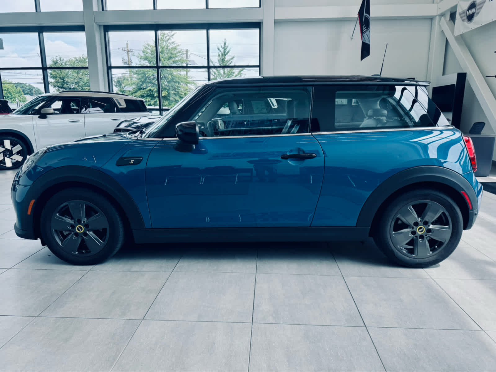 2024 MINI Hardtop 2 Door Cooper SE FWD