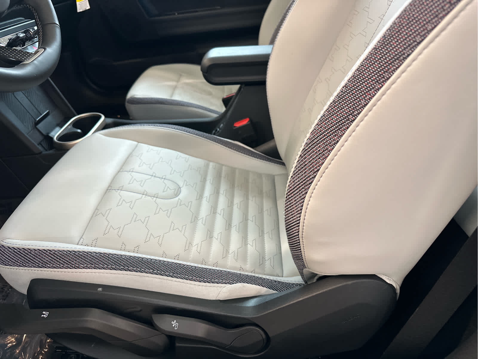 2025 MINI HARDTOP 2 DOOR Cooper FWD