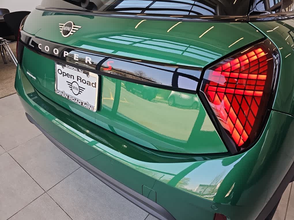2025 MINI Hardtop 2 Door Cooper S FWD