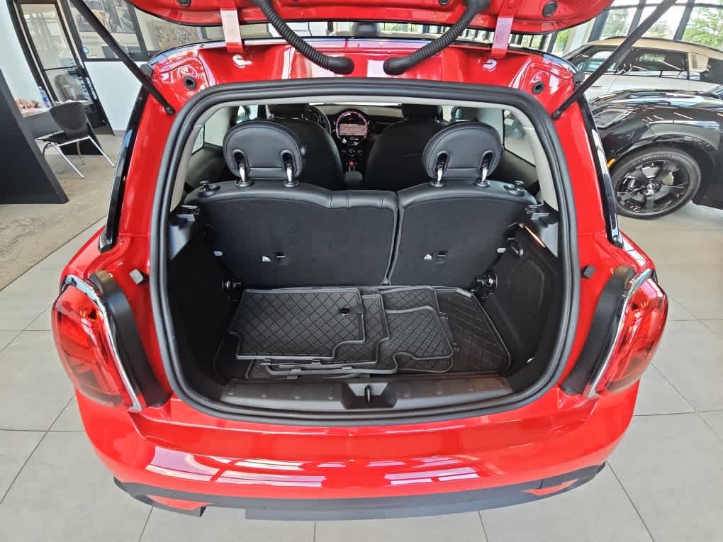2024 MINI HARDTOP 2 DOOR Cooper FWD