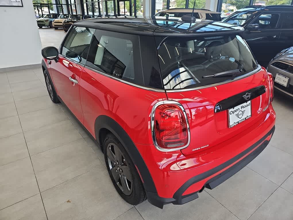2024 MINI HARDTOP 2 DOOR Cooper FWD