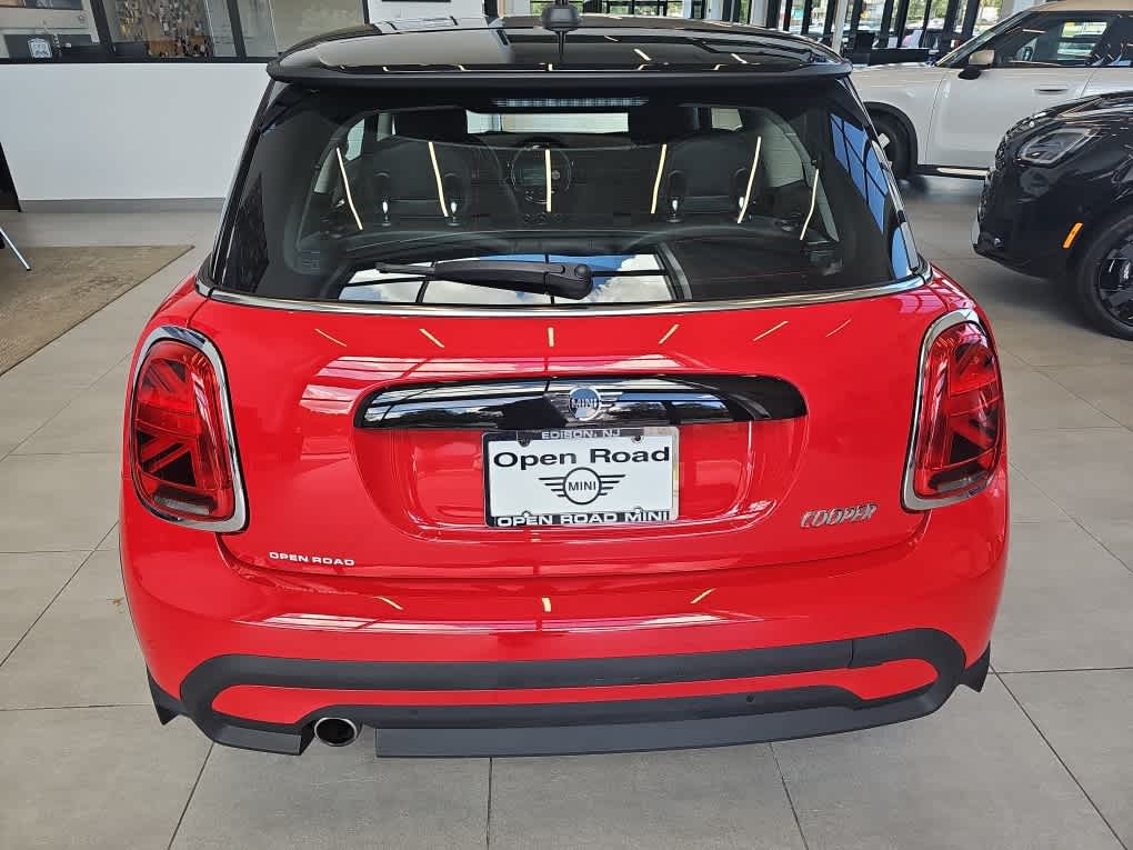 2024 MINI HARDTOP 2 DOOR Cooper FWD