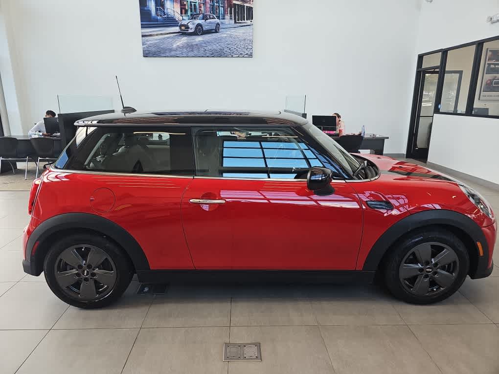 2024 MINI HARDTOP 2 DOOR Cooper FWD