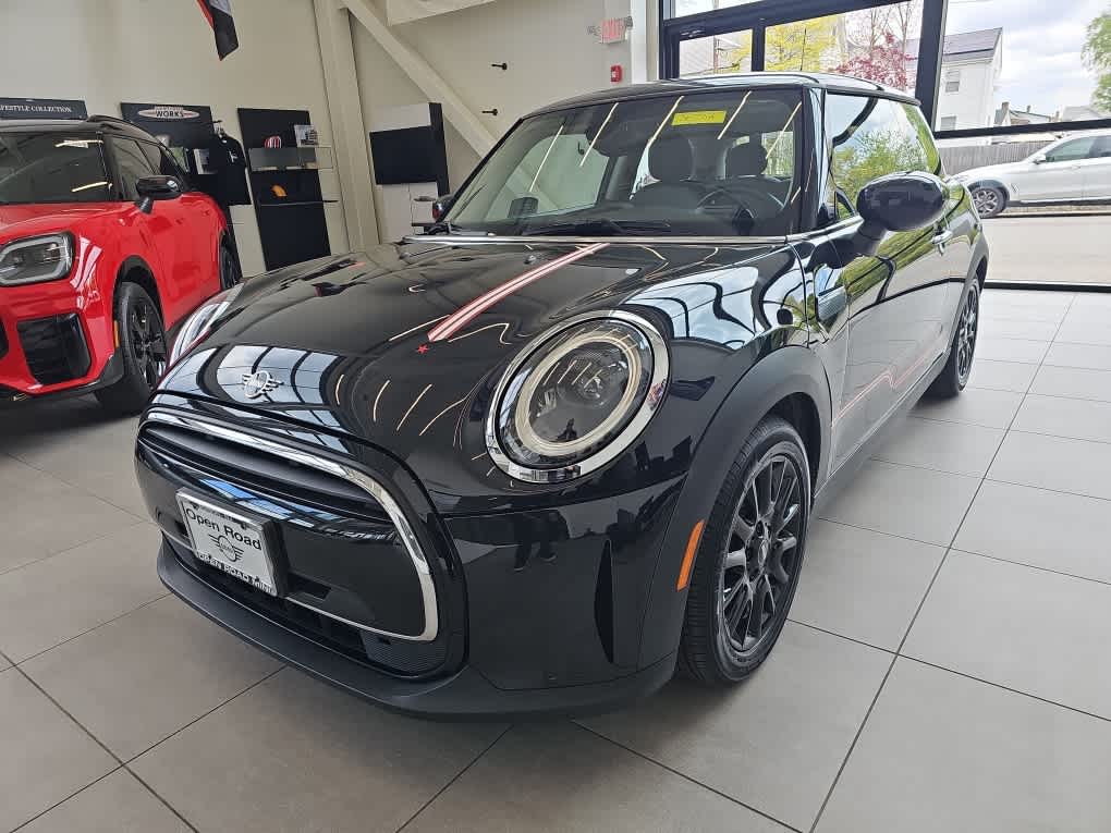 2023 MINI HARDTOP 2 DOOR Cooper FWD