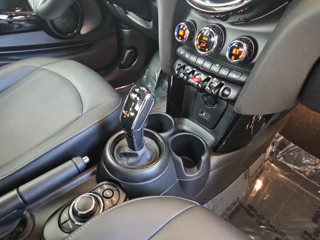 2023 MINI HARDTOP 2 DOOR Cooper FWD