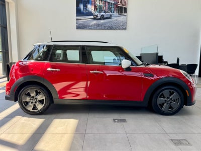 2024 MINI HARDTOP 4 DOOR Cooper FWD