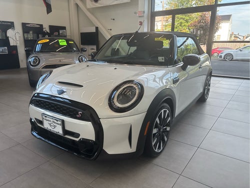 2024 MINI CONVERTIBLE SIGNATURE