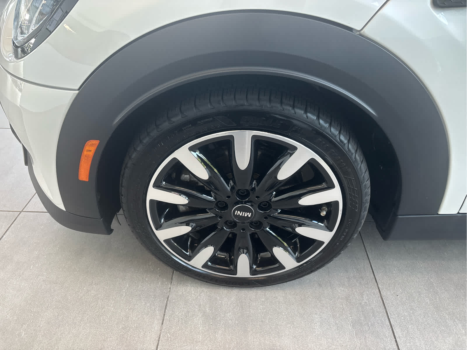 2024 MINI CONVERTIBLE SIGNATURE