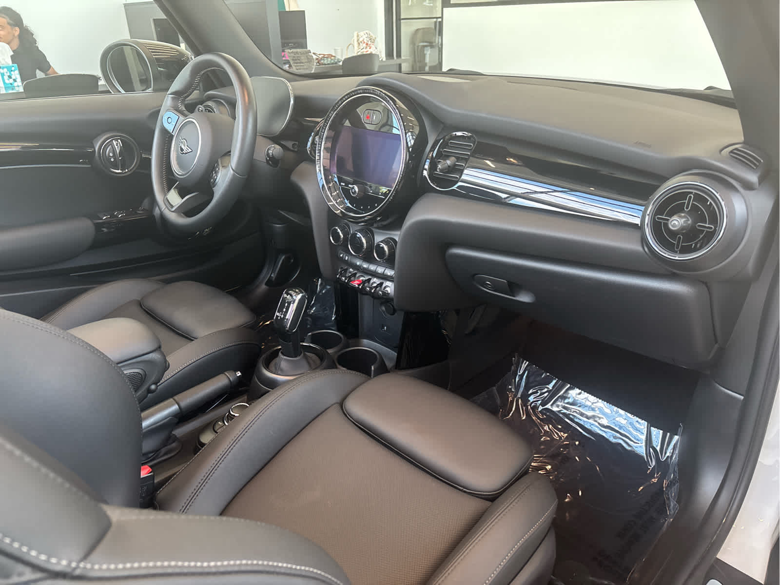 2024 MINI CONVERTIBLE SIGNATURE