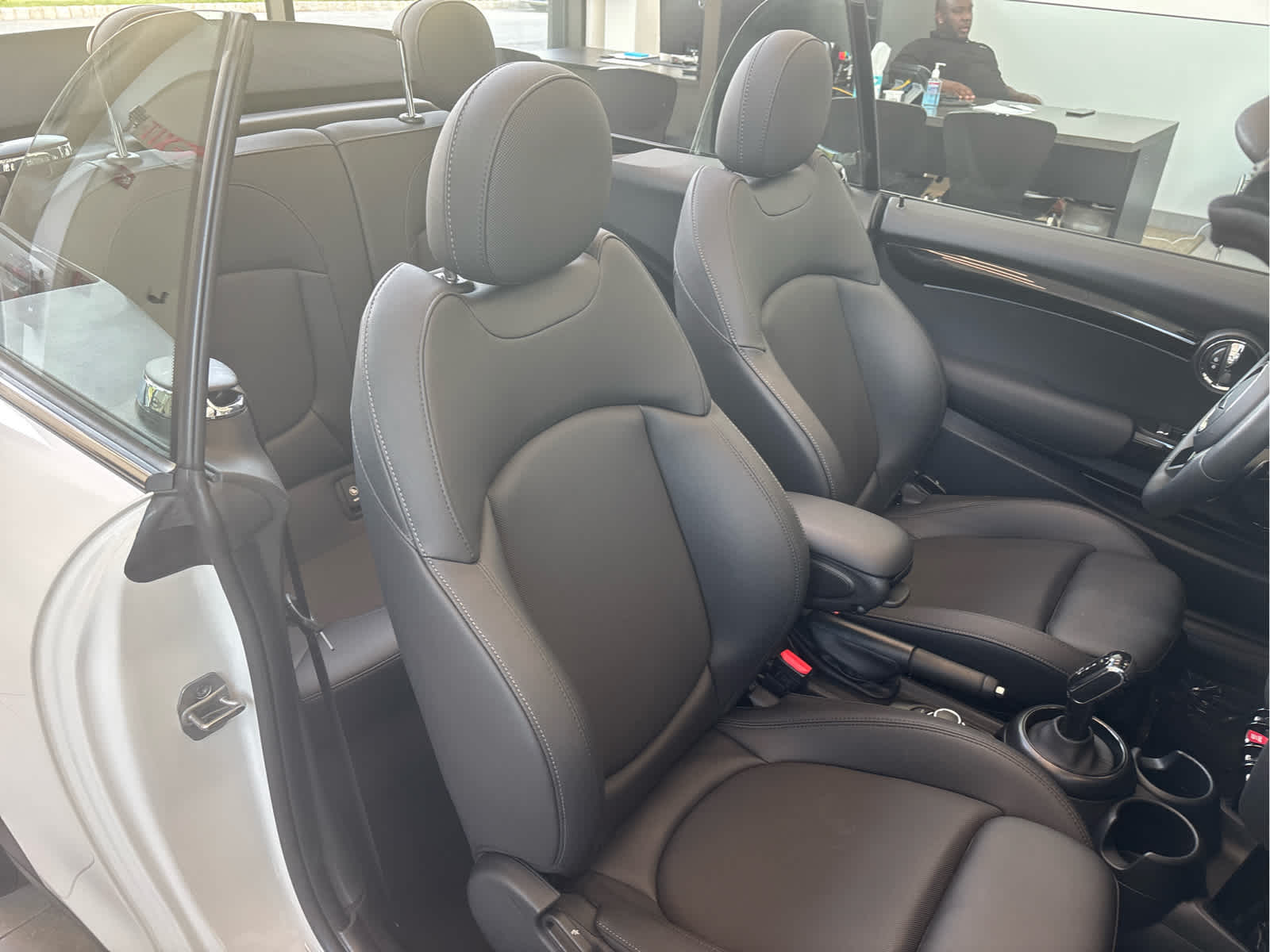 2024 MINI CONVERTIBLE SIGNATURE