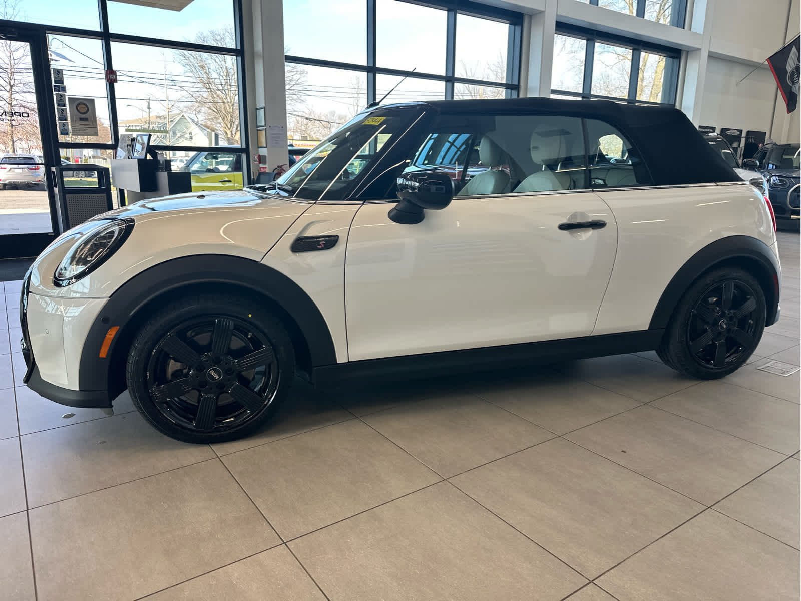2023 MINI CONVERTIBLE Cooper S FWD