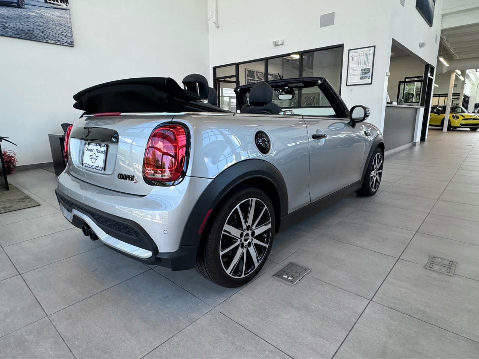 2024 MINI CONVERTIBLE Cooper S FWD