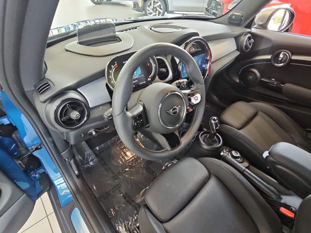 2024 MINI HARDTOP 2 DOOR Cooper S FWD