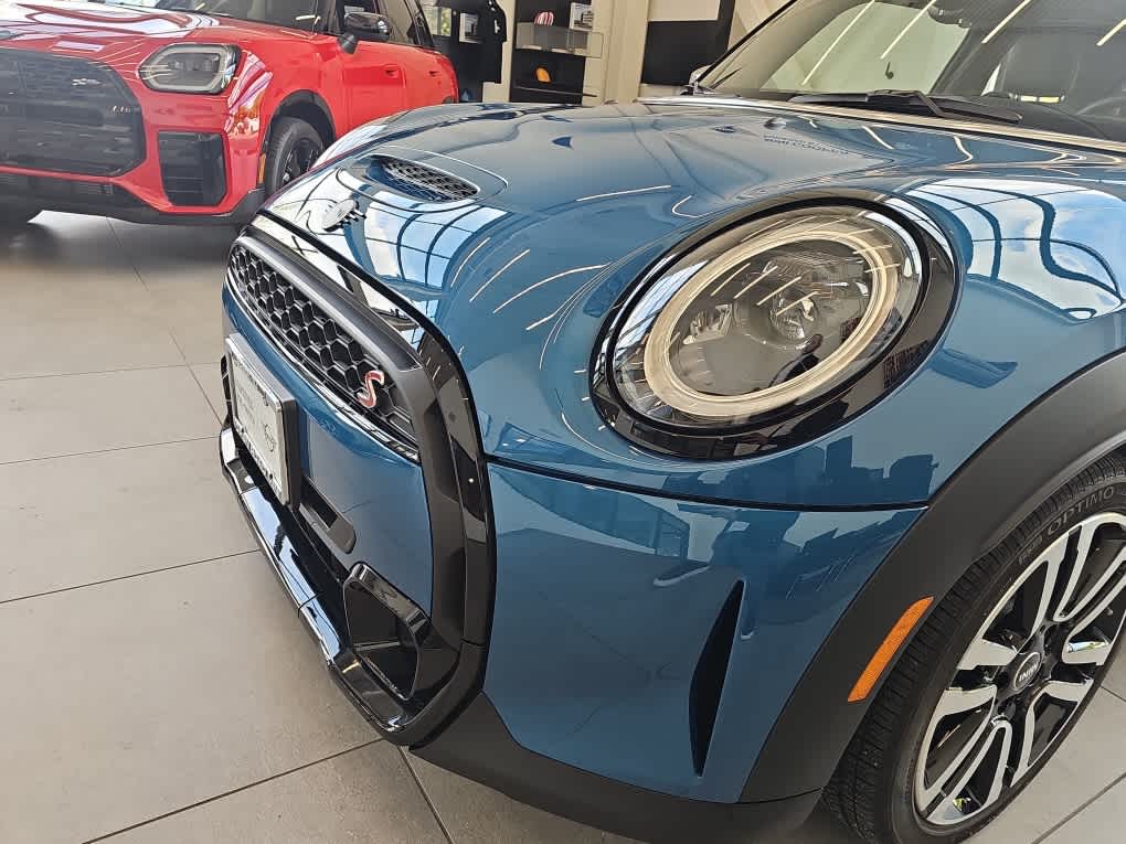 2024 MINI HARDTOP 2 DOOR Cooper S FWD