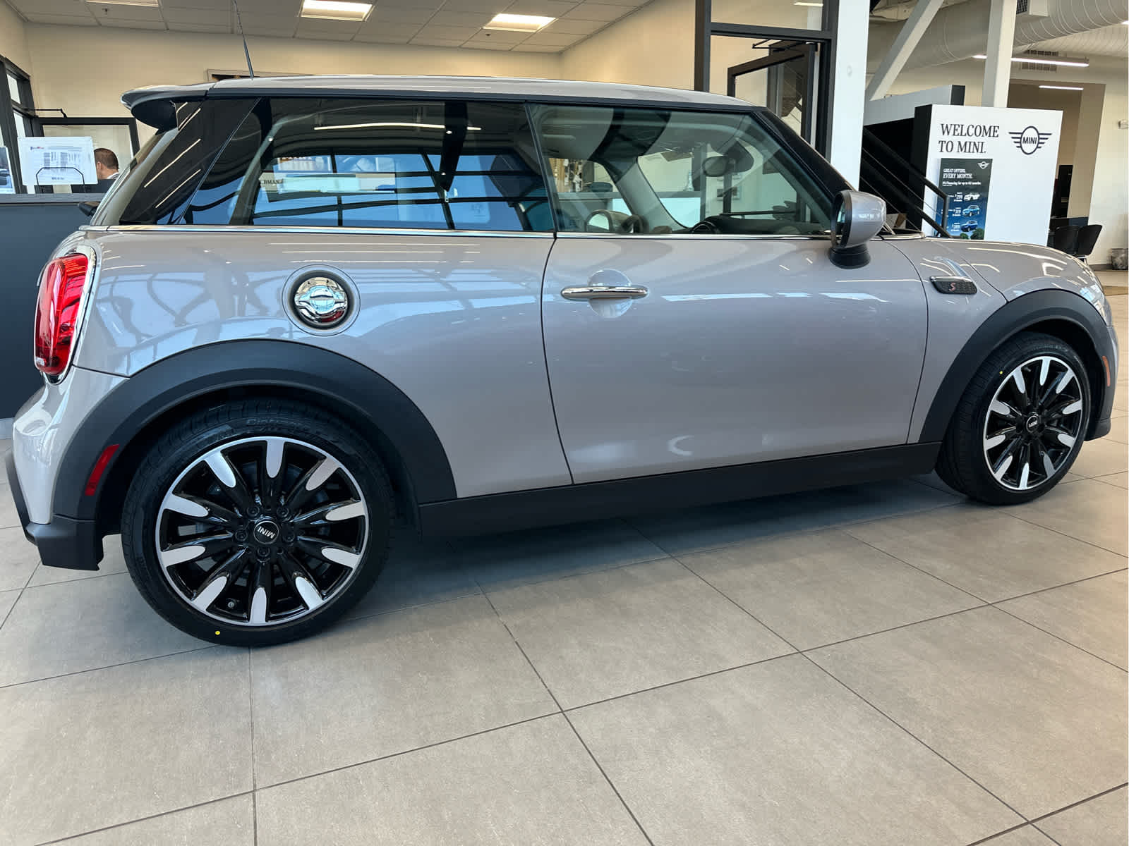 2024 MINI HARDTOP 2 DOOR Cooper S FWD