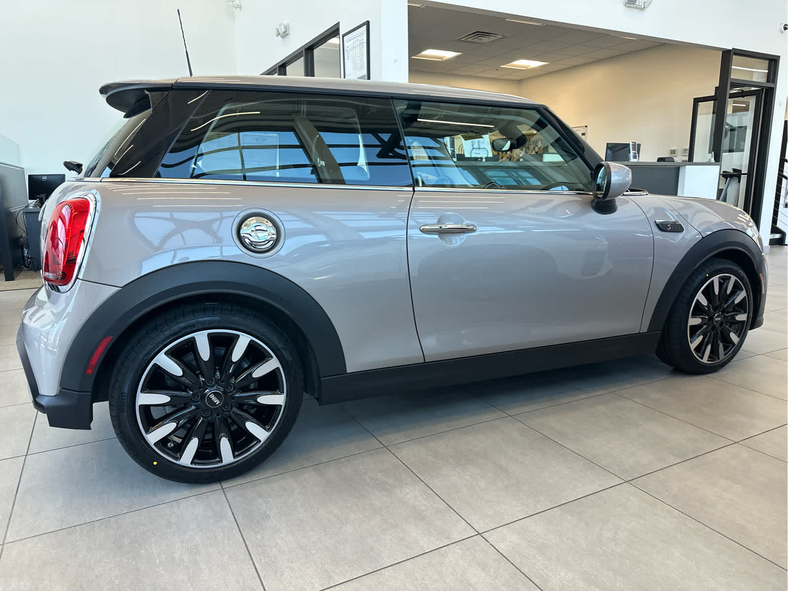 2024 MINI HARDTOP 2 DOOR Cooper S FWD