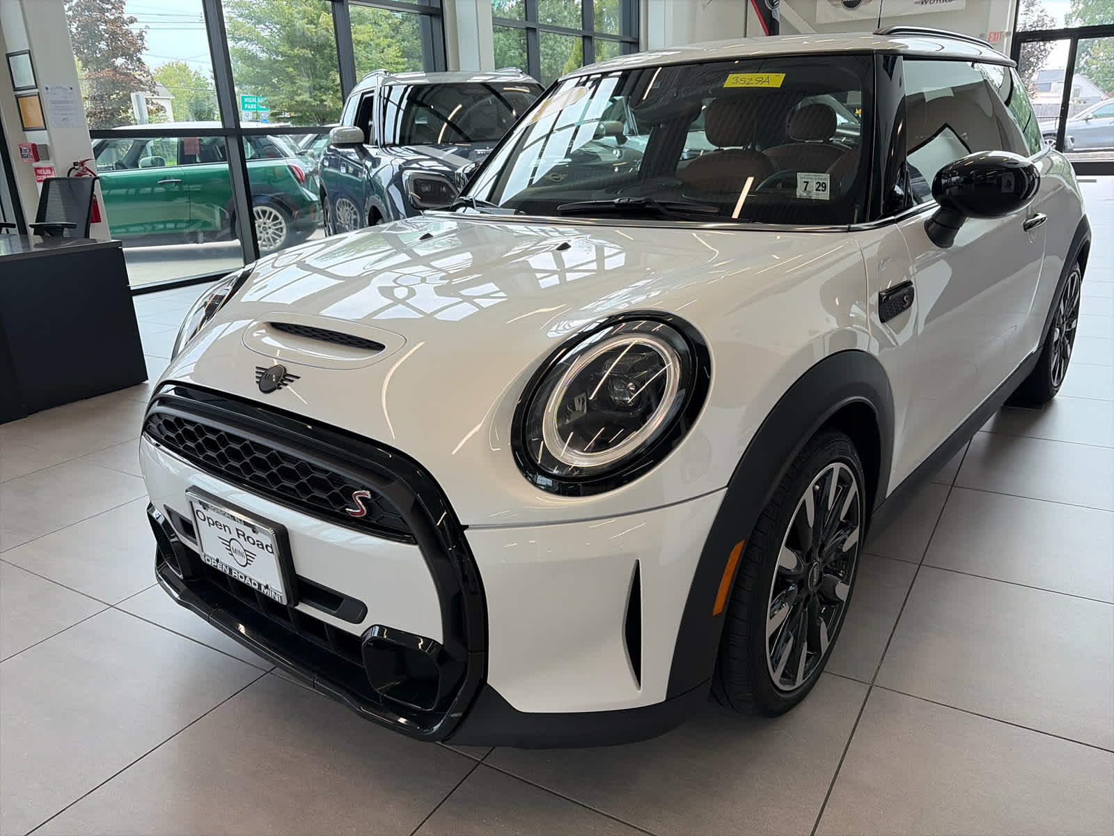 2024 MINI HARDTOP 2 DOOR Cooper S FWD