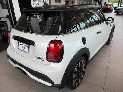 2024 MINI HARDTOP 2 DOOR Cooper S FWD