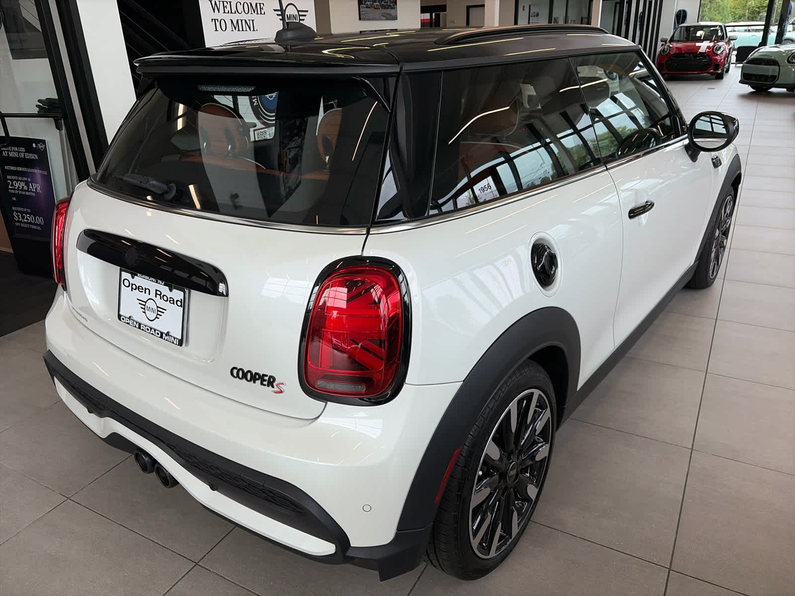 2024 MINI HARDTOP 2 DOOR Cooper S FWD